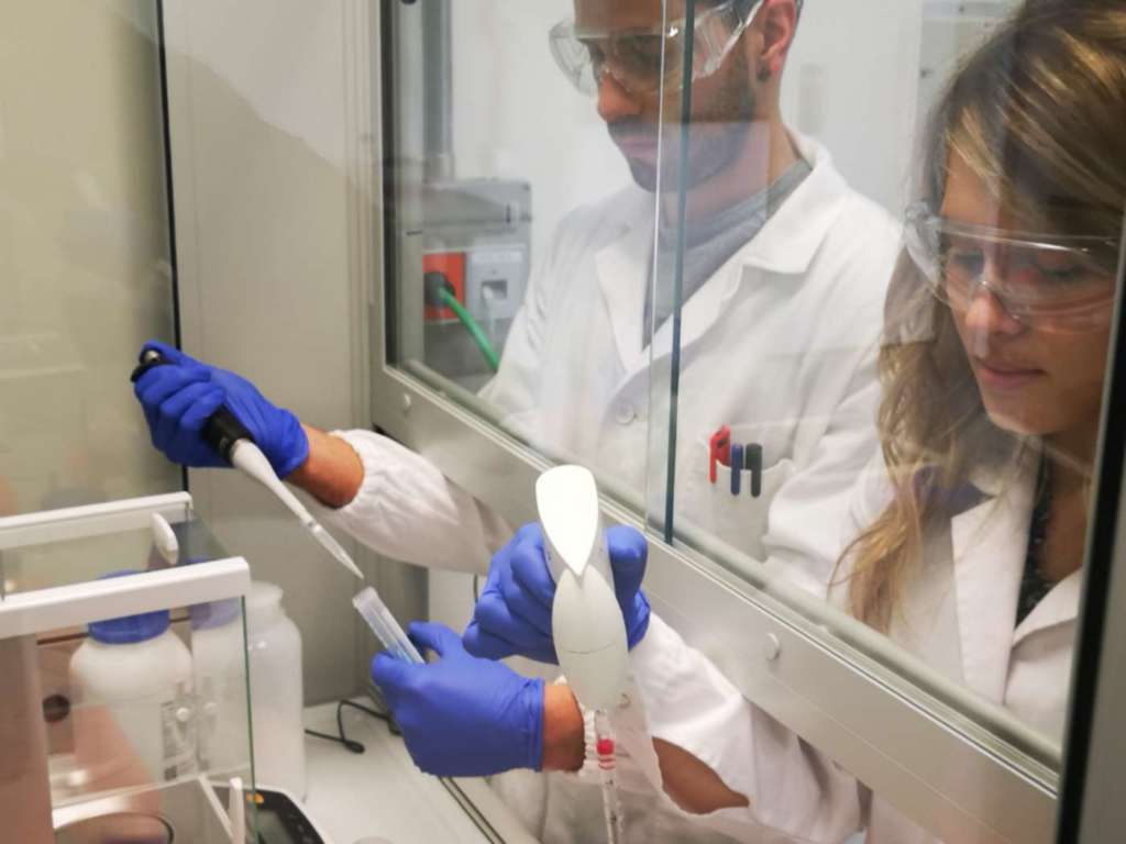 Laboratori della start up Mirnagreen