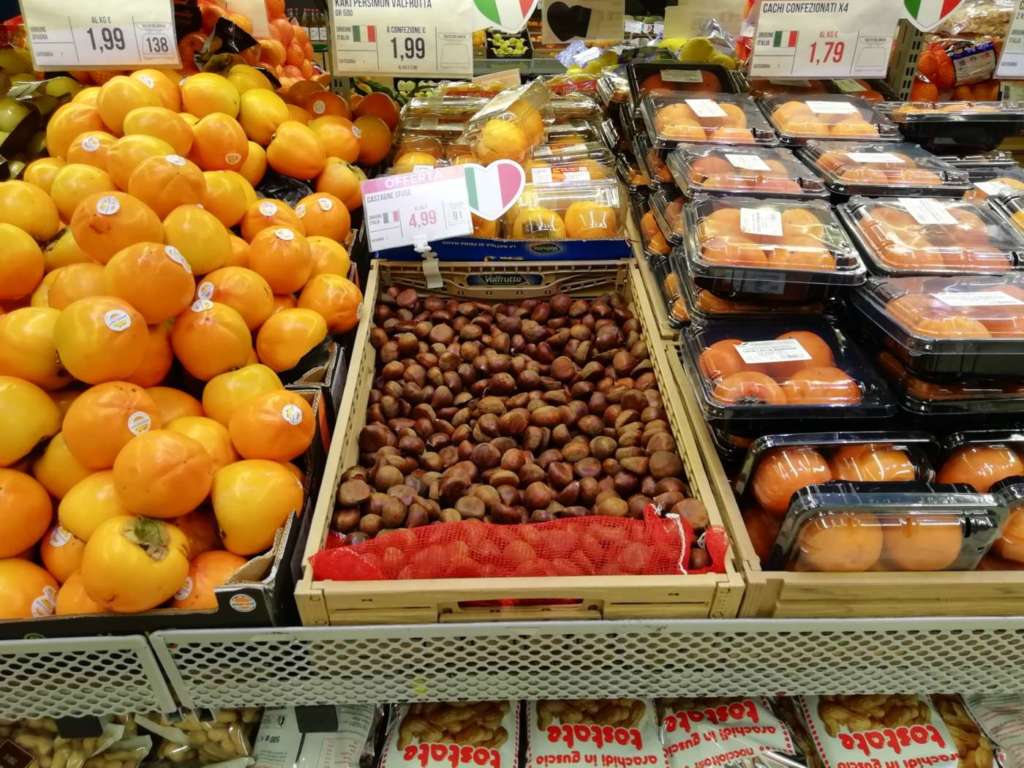 Crescono i volumi dei cachi a scaffale