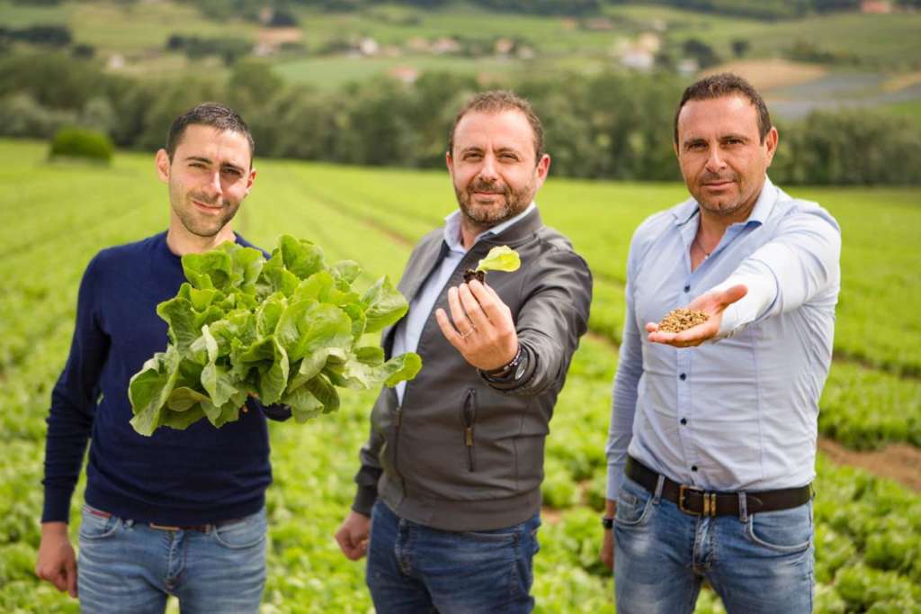 Nicola Ambruosi (a sx) con i fratelli, soci di Ambruosi e Viscardi