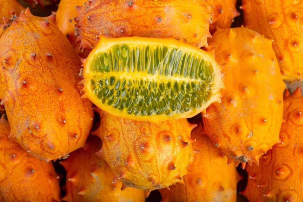 Il kiwano, detto anche melone africano, è un frutto esotico