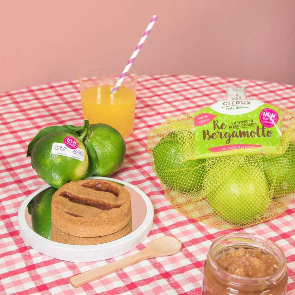 Il bergamotto di Citrus ha scorza edibile