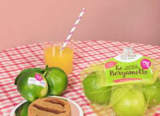 Il bergamotto di Citrus ha scorza edibile