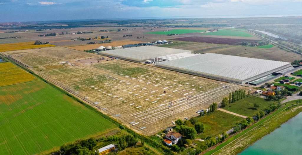 Ostellato 3, uno delle due nuove serre di H2Orto