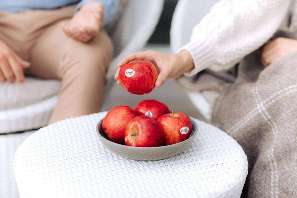 La mela club envy ha gusto extrasweet e sapori tropicali