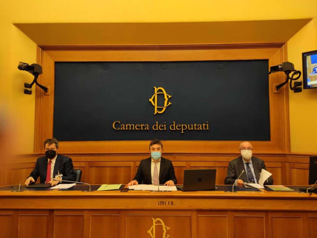 La proposta di legge è stata presentata alla Camera dei deputati