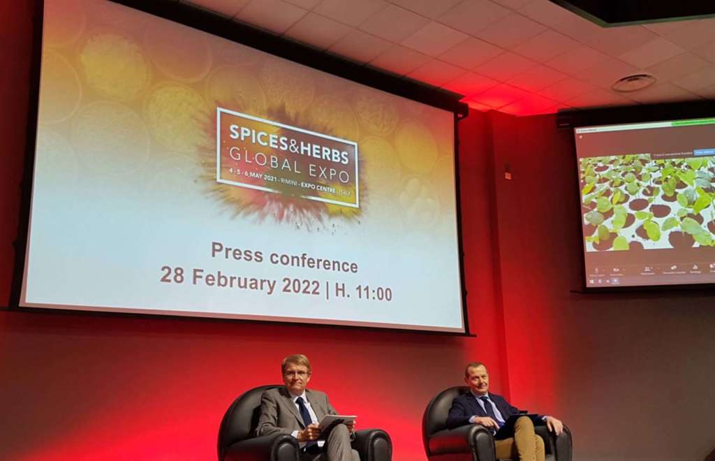 La presentazione dell'evento con Renzo Piraccini e Luigi Bianchi, rispettivamente presidente e direttore di Macfrut