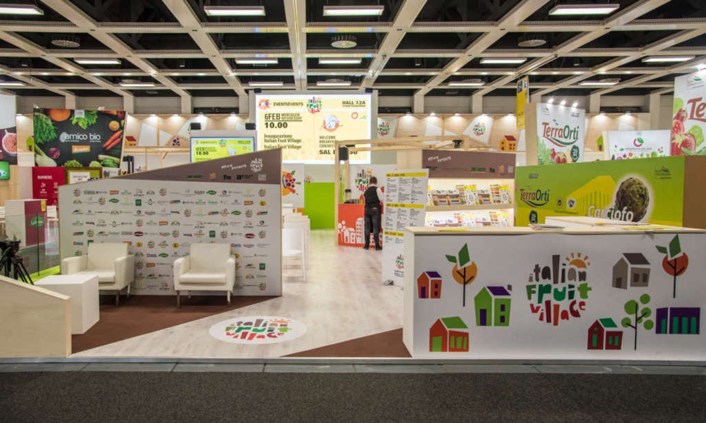 Lo stand di Italian Fruit Village a Fruit Logistica