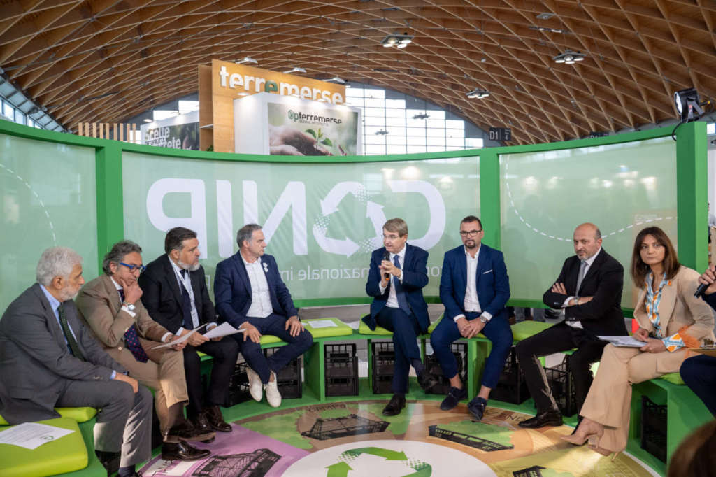 Conferenza stampa Conip, Consorzio nazionale imballaggi plastici, Macfrut 2022
