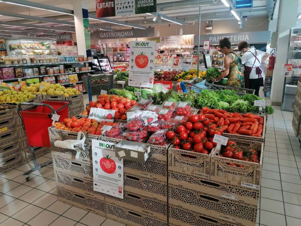 Progetto In&Out in un negozio