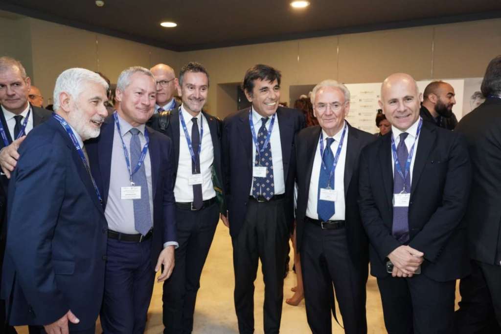 Un momento del convegno, con il presidente di Italmercati (al centro)