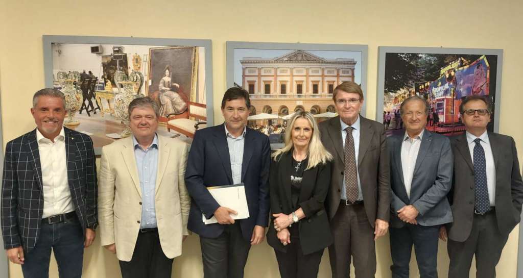 Il nuovo consiglio di amministrazione di Cesena Fiera, con la riconferma di Renzo Piraccini alla presidenza