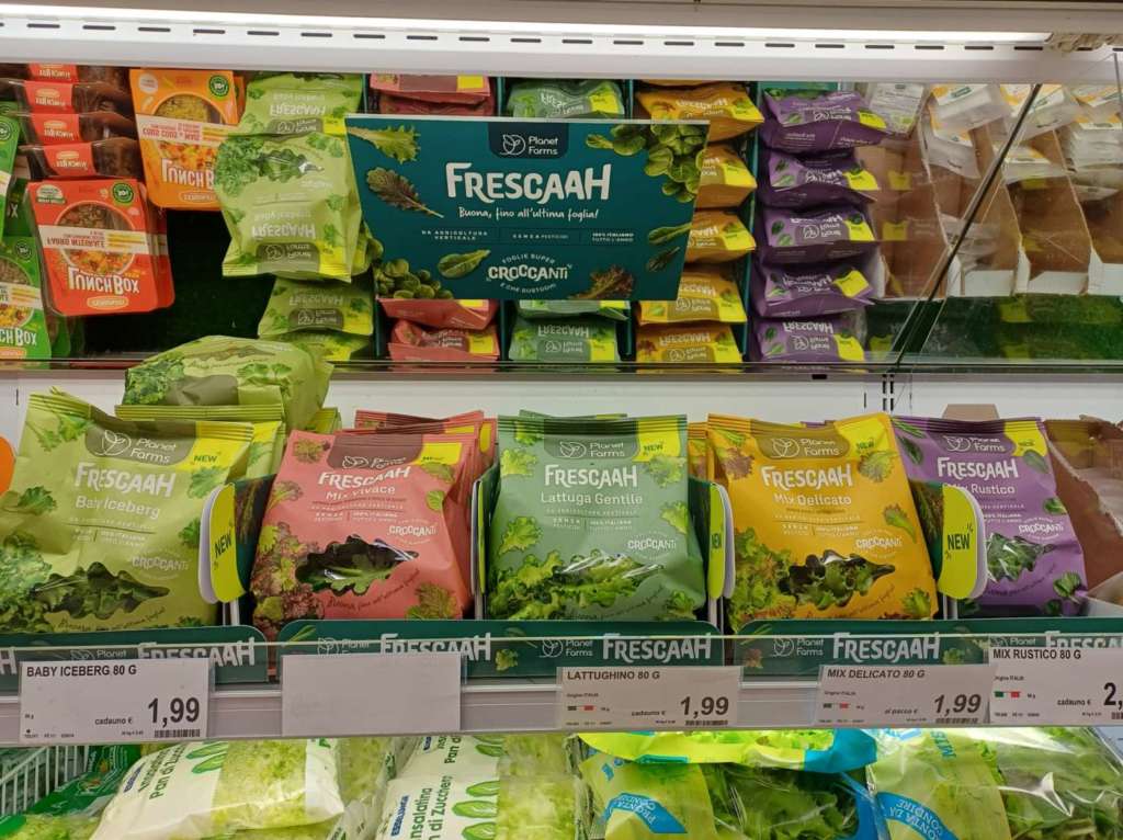 La Linea Frescaah sui banchi di un punto di vendita di Esselunga