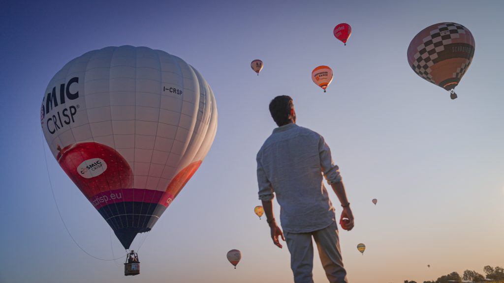 La mela Cosmic Crisp punta su una comunicazione dal forte impatto visivo