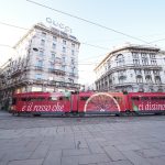 Campagna promozionale sui tram di Milano dell'Arancia Rossa di Sicilia Igp