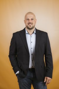 Alessio Rizzon, responsabile fragole e piccoli frutti della Associazione delle cooperative ortofrutticole della Val Venosta
