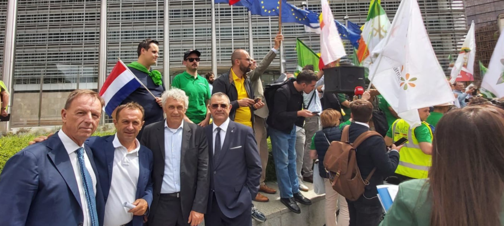 Delegazione Fedagri, protesta a Bruxelles contro la commissione Ue