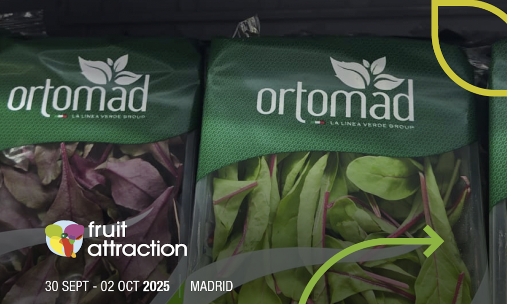 Confezioni di insalate Ortomad biologico esposte a Fruit Attraction 2025 a Madrid, simbolo dell’innovazione e della linea bio del Gruppo La Linea Verde