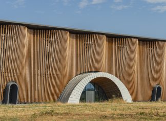 Tutto nuovo lo stabilimento a Cirimido di Planet Farms Il nuovo impianto di Planet Farms in provincia di Como