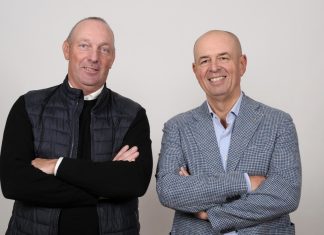 Passaggio di testimone nei Consorzi della frutta di Vignola Il nuovo presidente del Consorzio della Ciliegia, della Susina e della Frutta Tipica di Vignola, Stefano Cavani (a sinistra), e il nuovo presidente del Consorzio di Tutela della Ciliegia di Vignola Igp, Pier Giorgio Lenzarini