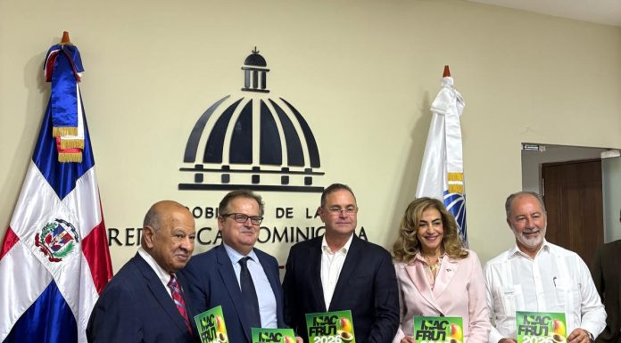 Firma a Santo Domingo dell'accordo triennale tra Macfrut e il ministero Agricoltura della Repubblica Dominicana