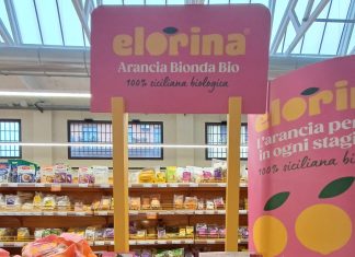 Elorina, attività promozionale in un negozio di NaturaSì