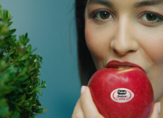 Le azioni marketing della mela alla Milano Fashion Week La mela Melinda Dolcevita