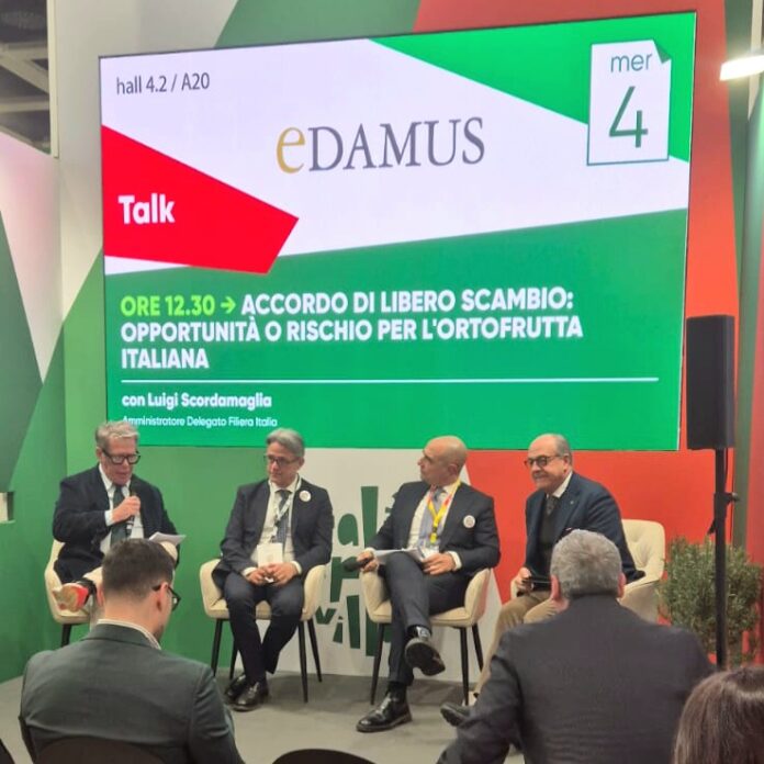 L'evento sul libero scambio all'Italian Fruit village, a Berlino