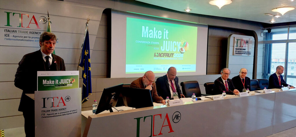 Matteo Zoppas presidente ai Agenzia Ice alla presentazione di Macfrut