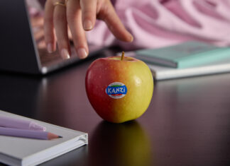 La mela Kanzi è sempre vicina ai giovani