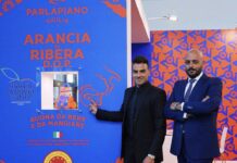 Neella foto, Paolo Parlapiano Responsabile Vendite e Marketing Parlapiano Sicilia e vicepresidente Consorzio di tutela Arancia di Ribera Dop e Vincenzo Parlapiano responsabile acquisti Parlapiano Sicilia