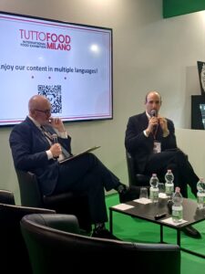 Felipe Javier Repetto Bustamante intervistato dal giornalista Luca Moroni