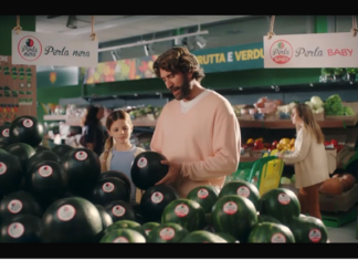 Un fotogramma del nuovo spot dell'anguria Perla Nera