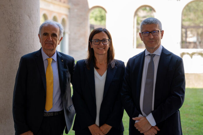 cpr_system Da sinistra, Gabriele Ferri, Monica Artosi, Domenico Brisigotti (Cpr System)