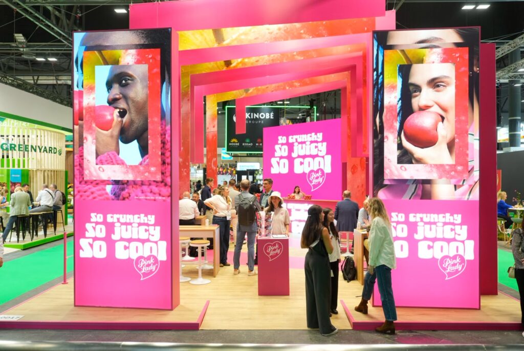 Stand Pink Lady a Fruit Attraction