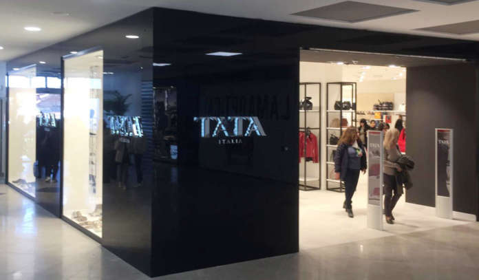 VETRINE Tata Italia