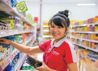 Auchan via dalla Cina: gli ipermercati ceduti ad Alibaba