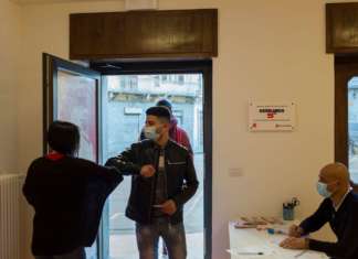 Esselunga al fianco di Save The Children: a Torino il CivicoZero