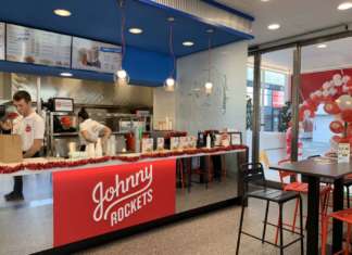 Johnny Rockets accelera lo sviluppo anche con il franchising Johnny Rockets accelera lo sviluppo anche con il franchising