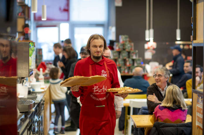 Nau! sostiene Pizzaut con progetti dedicati ai ragazzi autistici