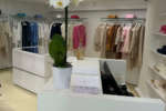 120% Lino: un temporary store a Saint Tropez