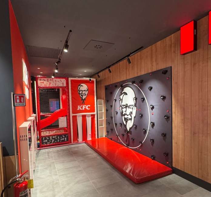 Unknown-4 Kfc compie dieci anni in Italia e ha già più di 100 store