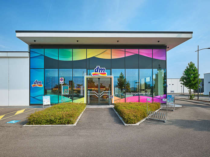 dm drogerie markt store (3)