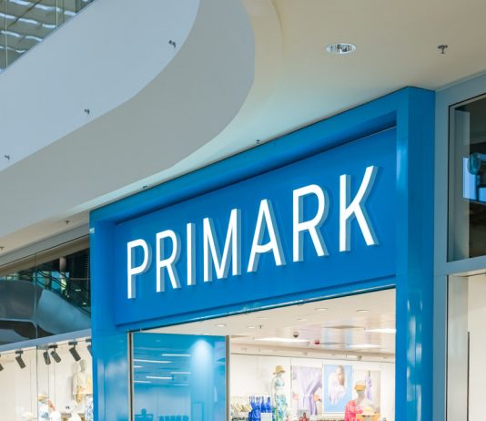 Primark abbassa i prezzi con la campagna Iconic Value