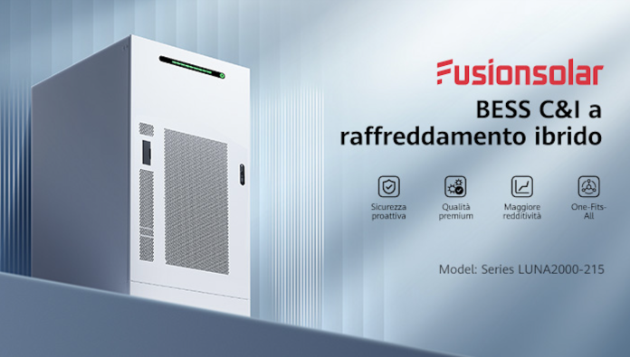 • Modulo del sistema di accumulo BESS C&I Huawei FusionSolar LUNA2000-215, la soluzione a raffreddamento ibrido per impianti fotovoltaici della GDO basata sui principi di sicurezza, qualità, redditività e design One-Fits-All