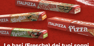 Confezioni di tutte e quattro le basi fresche Italpizza (Pizza Rettangolare, Sfoglia Rettangolare, Sfoglia Rotonda, Brisée Rotonda) disposte su sfondo rosso