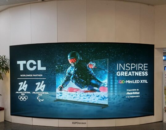 Media World e Tcl