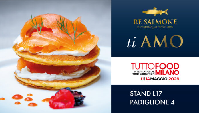 Salmone affumicato Re Salmone La Nef servito su pancake per Tuttofood 2026, Padiglione 4 Stand L17