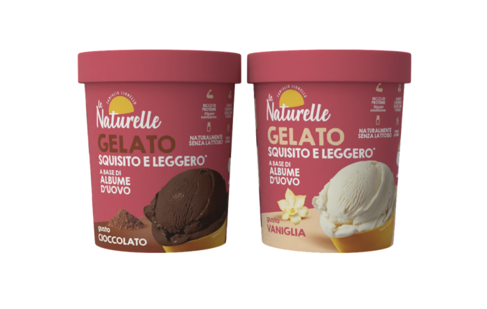 Due barattoli di gelato a base di albume Le Naturelle, nei gusti cioccolato e vaniglia, con l'etichetta che evidenzia l'assenza di lattosio e zuccheri aggiunti. Una novità salutistica per il retail