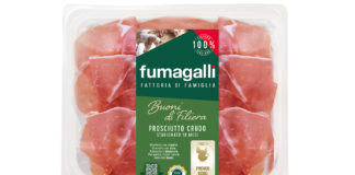 Confezione di Fumagalli Buoni di Filiera Prosciutto Crudo 18 mesi. Il pack premium mostra i valori della Family Farm e il logo Premio Good Pig di CIWF per il benessere animale, unico salume in Italia a vantarne la certificazione