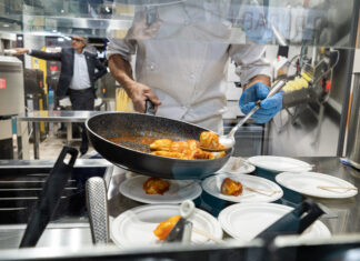 Ristorazione, crescono format ibridi e made in Italy all’estero